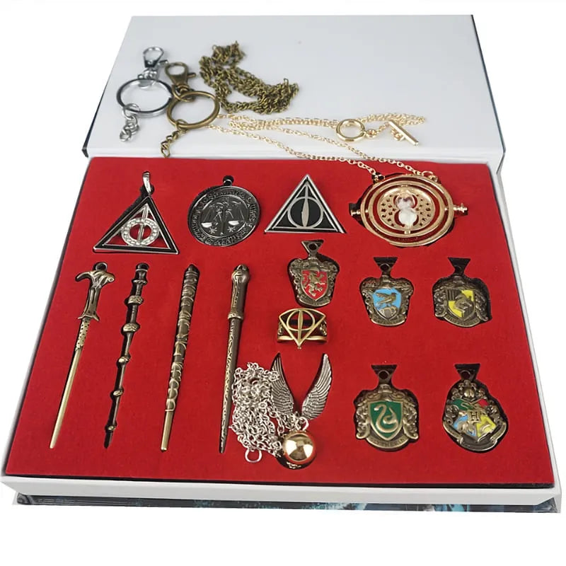 Harry Potter Collector's Kit - 15 Charming Keychains and Necklaces